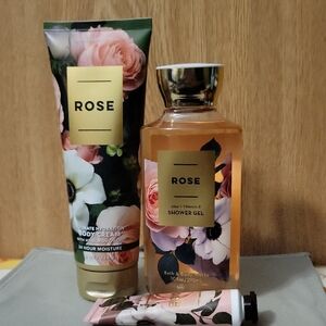 Bath & Body Works Rose Shower Gel and Body Cream Set - Pink and Gold